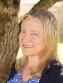 Headshot of Kristi McGarity